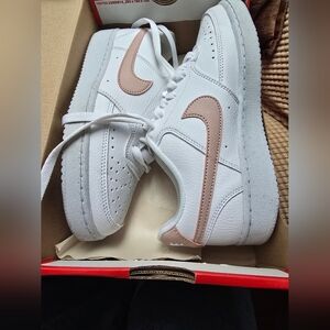 Nike WMNS Court Vision Lo Nn Sail Mrdbrz DH3158-119 Women's Size 8,5